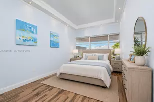 400 South Pointe Dr, Miami Beach, FL 33139 - Photo 9