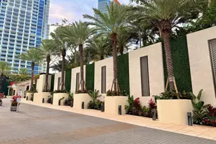 400 South Pointe Dr, Miami Beach, FL 33139 - Photo 25