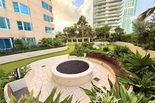 400 South Pointe Dr, Miami Beach, FL 33139 - Photo 23