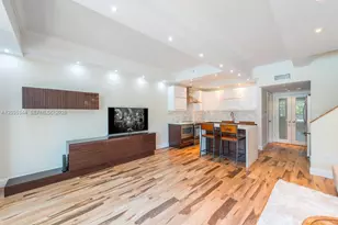 400 South Pointe Dr, Miami Beach, FL 33139 - Photo 7