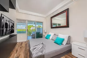 400 South Pointe Dr, Miami Beach, FL 33139 - Photo 11