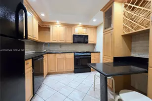 2780 NE 183rd St, Aventura, FL 33160 - Photo 3