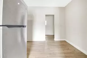 1260 SW 10th St, Miami, FL 33135 - Photo 19