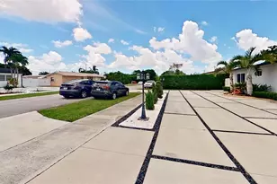 3030 SW 96th Ave, Miami, FL 33165 - Photo 7