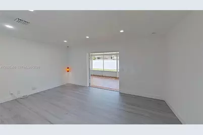 3030 SW 96th Ave, Miami, FL 33165 - Photo 21