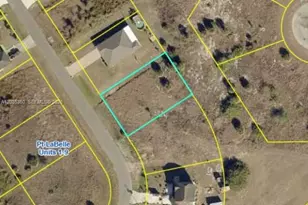 8017 Mangrove Cir, Labelle, FL 33935 - Photo 1