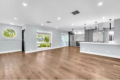 2179 NE 59th Ct, Fort Lauderdale, FL 33308 - Photo 11