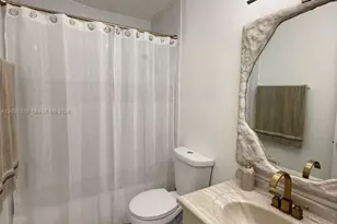 431 NW 82nd Ave, Miami, FL 33126 - Photo 11