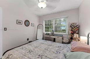 5685 SW 80th St, Miami, FL 33143 - Photo 13