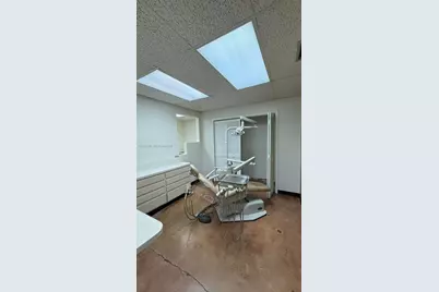 801 S Federal Hwy #8027-29, Dania Beach, FL 33004 - Photo 11