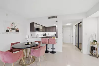 20505 E Country Club Dr #1739, Aventura, FL 33180 - Photo 7