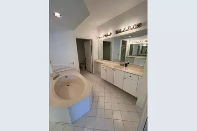 10720 NW 66th St #305, Doral, FL 33178 - Photo 17