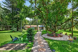 14551 SW 24th St, Davie, FL 33325 - Photo 7