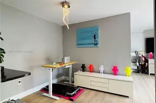1255 Collins Ave, Miami Beach, FL 33139 - Photo 5