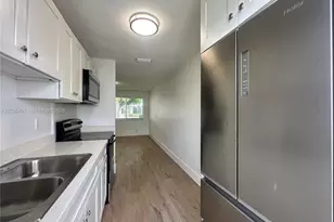 5911 NE 18th Ave, Fort Lauderdale, FL 33334 - Photo 9