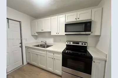 5911 NE 18th Ave #4, Fort Lauderdale, FL 33334 - Photo 7