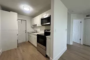 5911 NE 18th Ave, Fort Lauderdale, FL 33334 - Photo 5