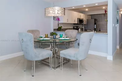 14 Royal Palm Way #601, Boca Raton, FL 33432 - Photo 5