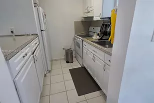13101 Memorial Hwy 201 Hwy, North Miami, FL 33161 - Photo 37