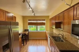 2801 NE 183rd St, Aventura, FL 33160 - Photo 3