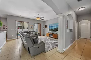 18159 NW 90th Ave, Hialeah, FL 33018 - Photo 7
