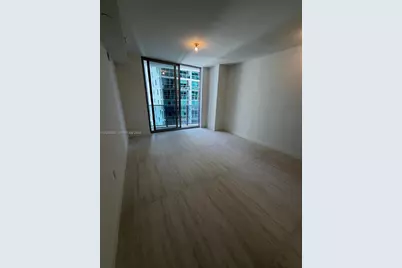 77 SE 5th #2512, Miami, FL 33131 - Photo 5