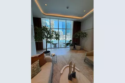 77 SE 5th #2512, Miami, FL 33131 - Photo 15