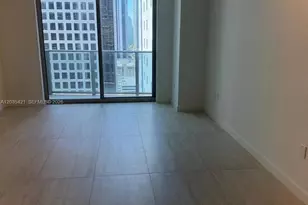 77 SE 5th, Miami, FL 33131 - Photo 7
