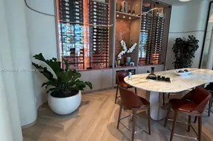 77 SE 5th, Miami, FL 33131 - Photo 19