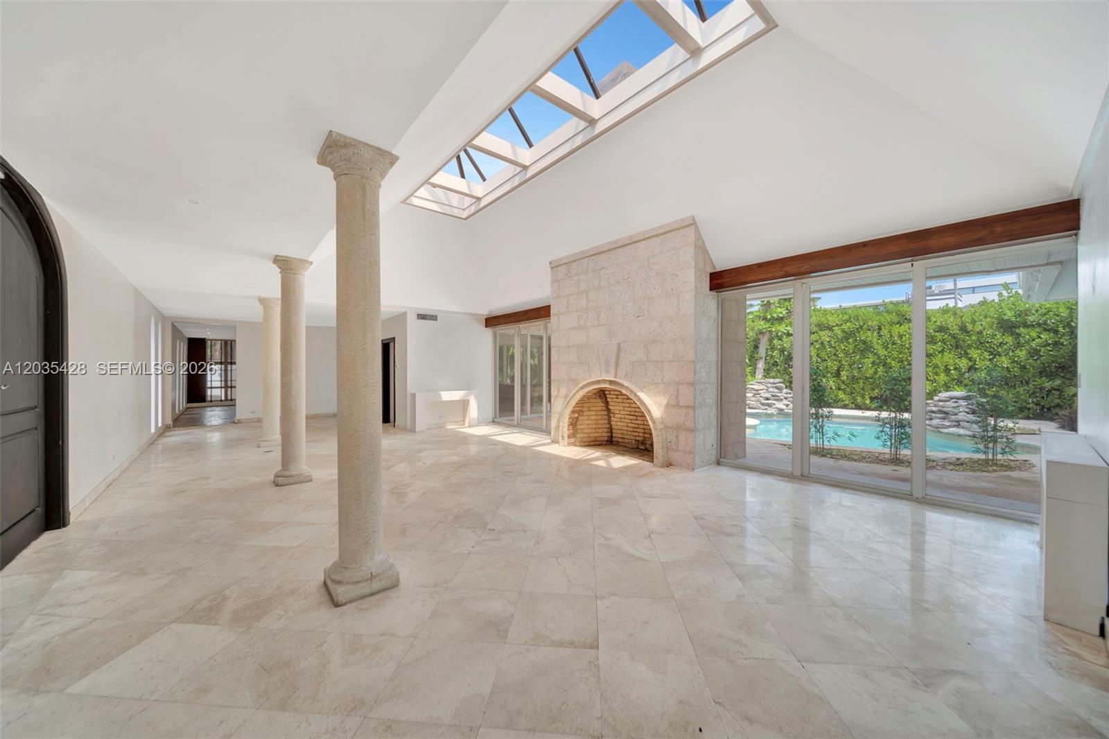 111 S Hibiscus Dr - 111 S Hibiscus Dr, Miami Beach, FL 33139 Luxury Property | Jose Angel Pina