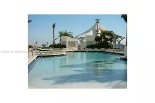 253 NE 2nd St, Miami, FL 33132 - Photo 5