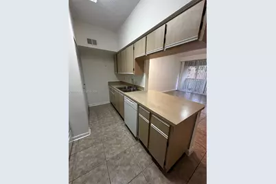 18356 NW 68th Ave #K, Hialeah, FL 33015 - Photo 3