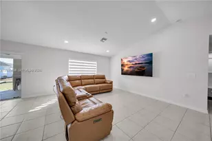 1105 NW 24th Pl, Cape Coral, FL 33993 - Photo 5