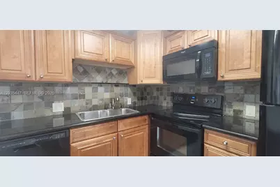 320 Fanshaw H #320, Boca Raton, FL 33434 - Photo 11