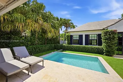 135 Chilean Ave, Palm Beach, FL 33480 - Photo 17