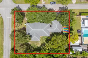 1701 NE 1st Terrace, Homestead, FL 33030 - Photo 3