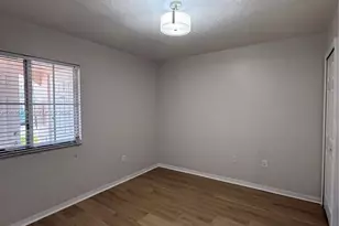 1271 SE 28th Ct, Homestead, FL 33035 - Photo 5