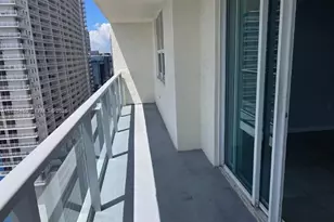 1155 Brickell Bay Dr, Miami, FL 33131 - Photo 3