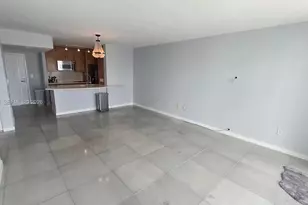 1155 Brickell Bay Dr, Miami, FL 33131 - Photo 7