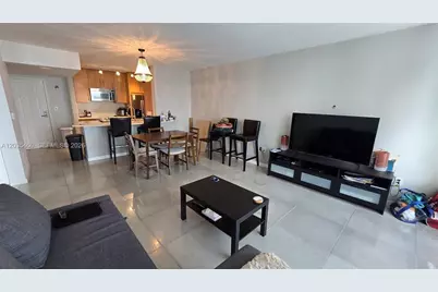 1155 Brickell Bay Dr #2507, Miami, FL 33131 - Photo 3