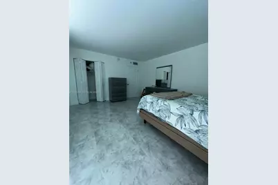 245 18th St #401, Miami Beach, FL 33139 - Photo 21