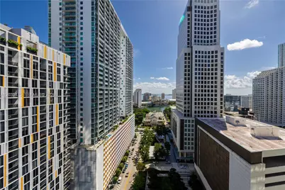 68 SE 6th St #1611, Miami, FL 33131 - Photo 33