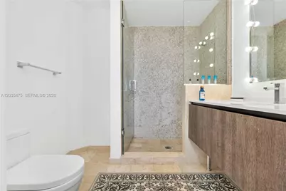 68 SE 6th St #1611, Miami, FL 33131 - Photo 21