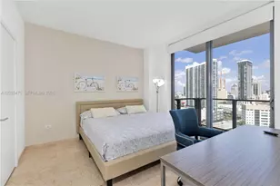68 SE 6th St, Miami, FL 33131 - Photo 11