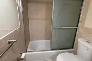 1501 NE 191st St, Miami, FL 33179 - Photo 19