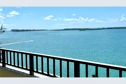 520 SE Brickell Key Dr #A1615, Miami, FL 33131 - Photo 3