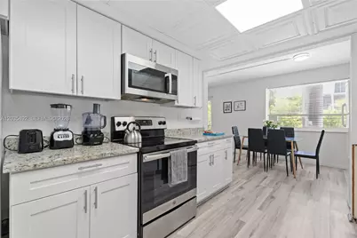 1601 Bay Rd #7, Miami Beach, FL 33139 - Photo 3