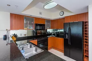 16699 Collins Ave, Sunny Isles Beach, FL 33160 - Photo 9