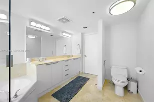 16699 Collins Ave, Sunny Isles Beach, FL 33160 - Photo 19