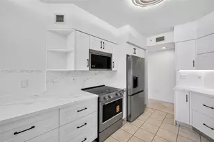 3370 Hidden Bay Dr, Aventura, FL 33180 - Photo 21